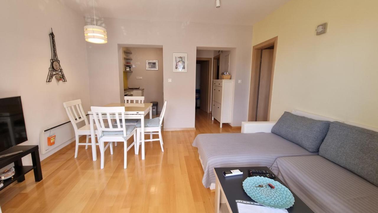 Apartman Naranca- With 2 Bedrooms Makarska Exterior foto